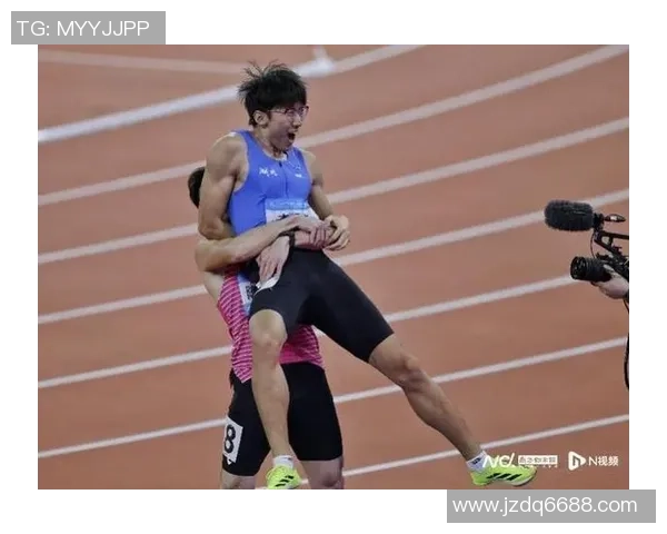 热情全运 - “00后”奉献飞人大战最大惊喜，李泽洋自傲接过长辈大旗